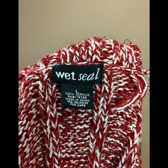 Wet Seal 2 Pocket Crochet Sleeveless Sweater Size Large - Picture 6 of 6